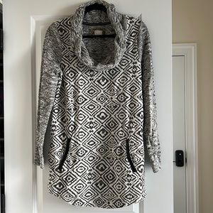 Women’s long tunic